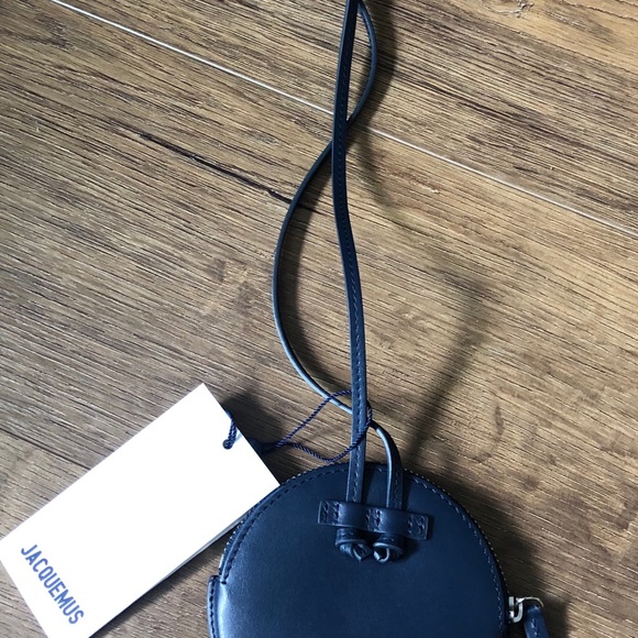 JACQUEMUS-AUTHENTIC NWT Le Pitchou Coin Wallet - Picture 4 of 16